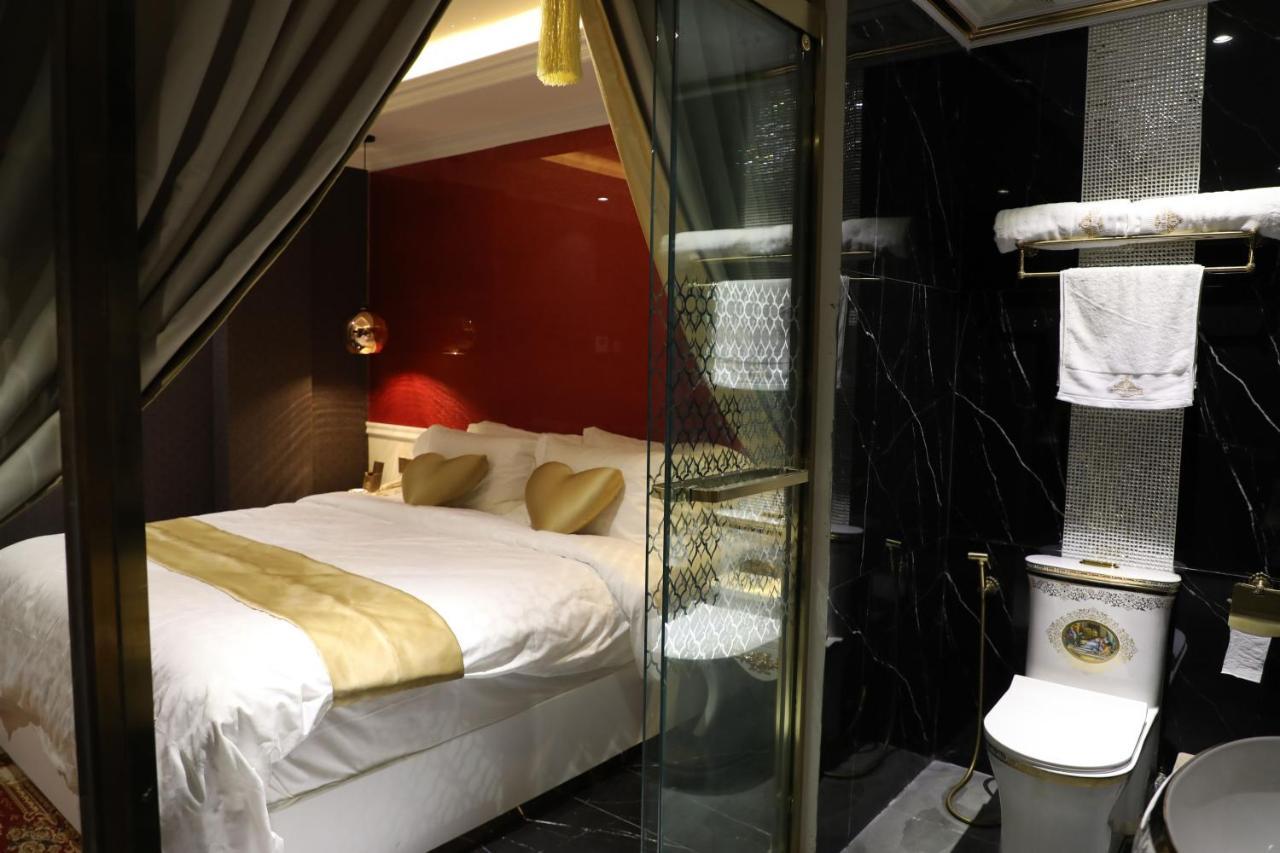 Enjoy Hotel 7 Хошимин Екстериор снимка